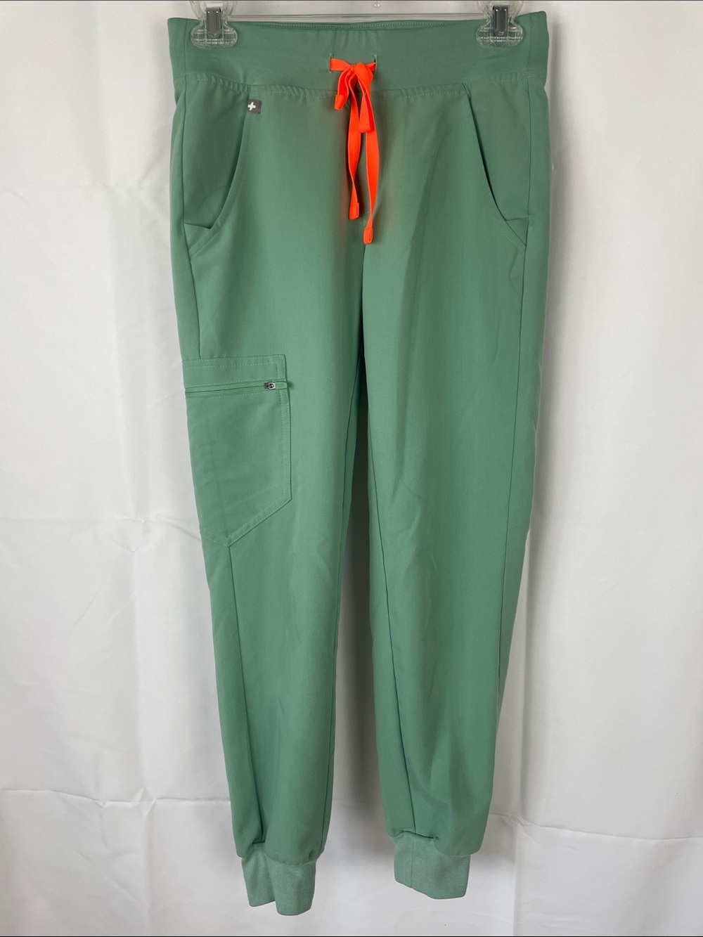 Figs Sage Green Scrub Set/Jogger Pants with Bright Orange Drawstring - Size XXS - Picture 6 of 14